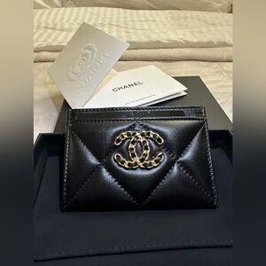 Chanel Lambskin Quilted 19 Card Holder